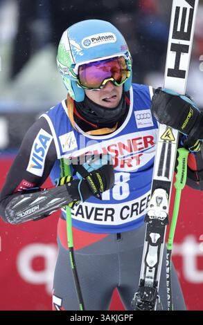 Dezember 2013 - Beaver Creek, Colorado, USA S - Ted Ligety (18) aus den USA zeigt sich nach dem fünften Platz im Birds of Prey Audi FIS World Cup Herren Super-G in Beaver Creek, Colorado, mit der Zunge. (Kreditbild: © Erich Schlegel/ZUMAPRESS.com) Stockfoto