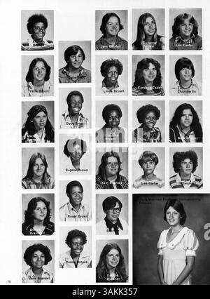Das Jahrbuch „Polaris“ 1978 der North High School dokumentiert die Schüler, Lehrer, Leichtathletik, Vereine und Veranstaltungen des akademischen Jahres 1977-1978. Stockfoto