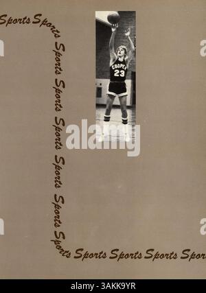 "Talons 1980", das Jahrbuch für die Cooper High School, dokumentiert die Schüler, Lehrer, Vereine, Leichtathletik, und andere Ereignisse, die das Schuljahr 1979-1980 in Robbinsdale geprägt haben. Stockfoto