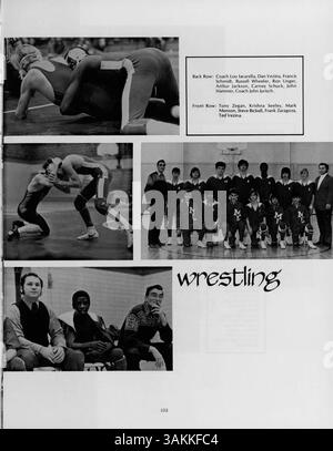 Das Collage Yearbook 1974 der Marshall University beleuchtet die akademischen, athletischen und außerschulischen Leistungen von Studenten und Dozenten während des Schuljahres 1973-1974. Stockfoto