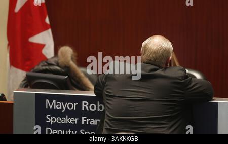 18. Dezember 2013 - ON, Kanada - Bürgermeister Rob Ford am dritten Tag der ratstagung der Stadt Toronto am Mittwoch, 18. Dezember 2013. Michael Peake/Toronto Sun/QMI Agency (Kreditbild: © Michael Peake/QMI Agency/ZUMAPRESS.com) Stockfoto