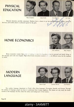 In diesem Jahrbuch 1958 der North High School werden wichtige Veranstaltungen, Schulvereine und Sportmannschaften vorgestellt und die Bedeutung der afroamerikanischen Kultur während des Schuljahres 1957-1958 hervorgehoben. Stockfoto
