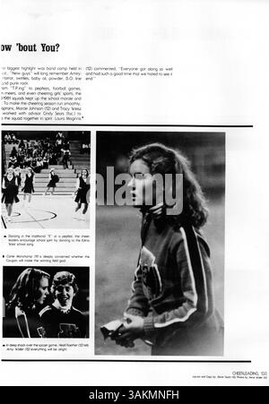 Das Windigo Yearbook 1981 der Edina West High School dokumentiert die Erfahrungen von Schülern, Lehrkräften, Sportmannschaften und Schulvereinen während des Schuljahres 1980-1981. Stockfoto