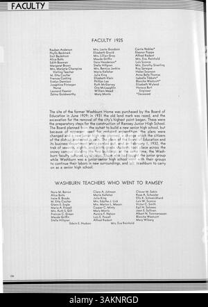 Das Wahian Yearbook von 1935 von der Washburn High School bietet eine historische Aufzeichnung von Studenten, Lehrkräften, Sportveranstaltungen, Clubs und großen Schulaktivitäten während des akademischen Jahres 1934-1935. Stockfoto