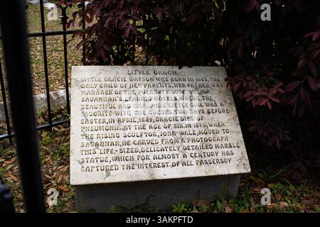 Bonaventure Cemetery, Savannah, Georgia, wurde in Mitternacht im Garten des Guten und Bösen vorgestellt und gilt als einer der schönsten Friedhöfe der Welt. Stockfoto