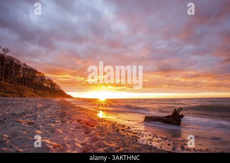 Sonnenuntergang Ostsee Stockfoto