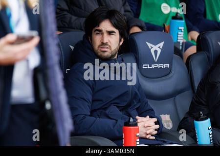 Barcelona, Spanien. März 2025. Der Trainer Pere Romeu spielte in der spanischen Frauenliga, Liga F, Fußballspiel zwischen dem FC Barcelona und Stockfoto