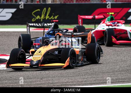 Sakhir, Bahrain. April 2025. 01 BADOER Brando (ita), Prema Racing, Dallara F3 2025, Action während der 2. Runde der FIA Formel-3-Meisterschaft 2025 vom 11. Bis 13. April 2025 auf dem Bahrain International Circuit, in Sakhir, Bahrain - Foto Eric Alonso / DPPI Credit: DPPI Media/Alamy Live News Stockfoto