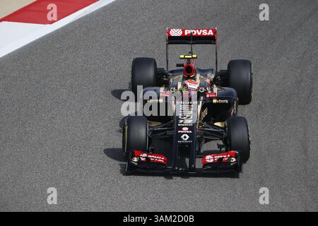 4. April 2014: Manama, BAHRAIN, BAHRAIN - Pastor MALDONADO, VEN. Team Lotus F1, Lotus E22, Renault Energy F1 2014,.BAHRAIN – Rennstrecke MANAMA, Shakir – 04/04/2014 – Formel 1, F1, Formel 1 – Bild zur Gebührenpflicht (Bild: © David McIntyre/ZUMAPRESS.com) Stockfoto