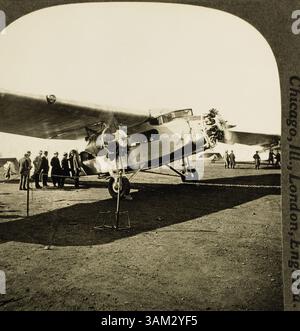 Januar 1920 - Ford Tri-Motor Airplane von Northwest Airways, Inc. Am Flughafen Midway, Chicago, Illinois, USA, ca. 1928 (Kreditbild: © Glasshouse/ZUMAPRESS.com) Stockfoto