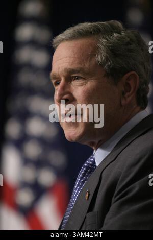 Februar 2004 - USA - KRT US NEWS STORY SLUGGED: BUSH KRT FOTO VON CHUCK KENNEDY/KRT (19. FEBRUAR) WASHINGTON, DC (Credit Image: © Chuck Kennedy/mct/ZUMAPRESS.com) Stockfoto