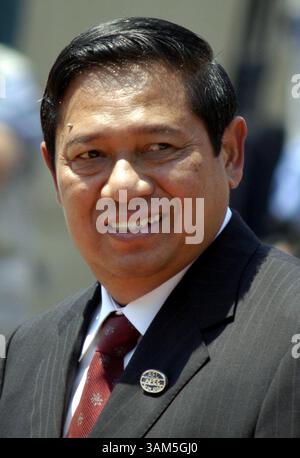 20. November 2004 - USA - KRT WORLD NEWS STAND ALONE FOTO: YUDHOYONO KRT FOTO VON HELEN HUGHES/KRT (12. April) Indonesiens Präsident Susilo Bambang Yudhoyono auf dem APEC-Forum in Santiago, Chile, 20. November 2004. (lde) 2005 (Bild: © Helen Hughes/mct/ZUMAPRESS.com) Stockfoto