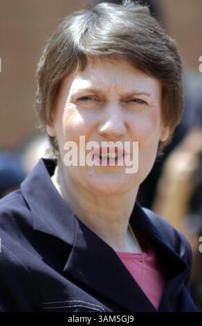 20. November 2004 - USA - KRT WORLD NEWS STAND ALONE FOTO: CLARK KRT FOTO VON HELEN HUGHES/KRT (12. April) Neuseelands Premierministerin HELEN Clark auf dem APEC Forum in Santiago, Chile, 20. November 2004. (lde) 2005 (Bild: © Helen Hughes/mct/ZUMAPRESS.com) Stockfoto