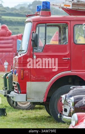 Ein klassisches Feuerwehrauto bei Morval Vintage Rallye 2007 in Cornwall England Stockfoto