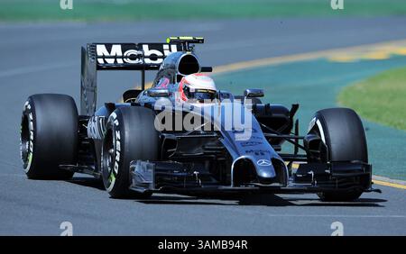 14. März 2014 – Melbourne, Victoria, Australien – Kevin Magnussen (DEN) von McLaren Mercedes während des ersten Trainings am zweiten Tag des Formel-1-Grand Prix 2014 in Australien. (Kreditbild: © Theo Karanikos/ZUMAPRESS.com) Stockfoto