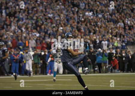 22. Januar 2006 - Seattle, Washington, USA - Seattle Seahawks Tight End Jerramy Stevens (86) holt sich beim NFC Championship Game Sunday im Qwest Field in Seattle, Washington, einen Touchdown-Pass im ersten Quartal gegen die Carolina Panthers. Die Seahawks besiegten die Panthers mit 34:14. Januar 2006. (Kreditbild: © Troy Wayryen/ZUMAPRESS.com) Stockfoto