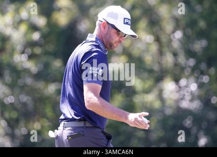 Augusta, Usa. April 2025. Corey Connors aus Kanada reagiert nach seinem Putsch auf das 6. Loch während der Finalrunde des Golfturniers 2025 Masters im Augusta National Golf Club in Augusta, Georgia, am Sonntag, den 13. April 2025. Foto: Tannen Maury/UPI Credit: UPI/Alamy Live News Stockfoto