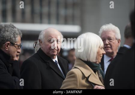 27. März 2014 - London, London, Großbritannien - Hunderte von Wohlwollenden, Freunden und Verwandten verabschieden sich von Tony Benn in der St. Margaret's Church in Westminster, London. Bild 2. Links: ARTHUR SCARGILL. (Bild: © Lee Thomas/ZUMA Wire/ZUMAPRESS.com) Stockfoto