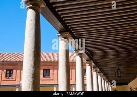 Hof. Santa Maria del Paular Kloster, Rascafria, Madrid Provinz, Spanien. Stockfoto