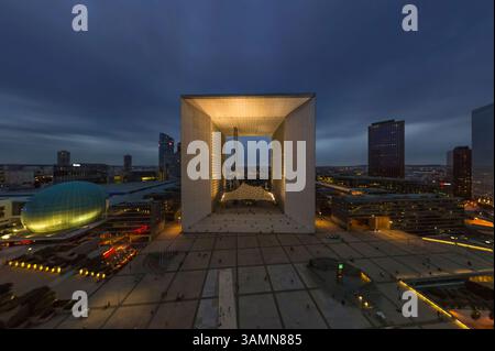 Panoramablick auf La Defense, Paris Finanzviertel, Frankreich. Stockfoto