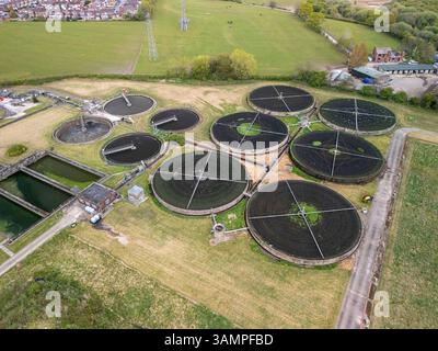 Luftbild einer Wasseraufbereitungsanlage im Großraum Manchester - Vereinigtes Königreich Stockfoto