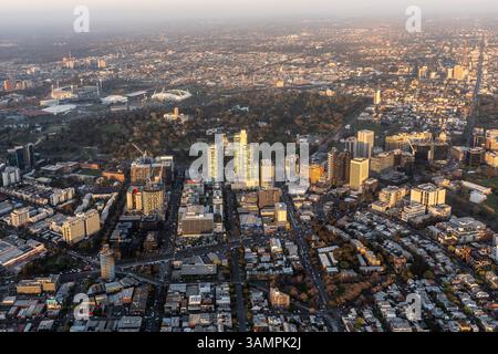 Aus der Vogelperspektive von Southbank mit Melbourne und den Docklands im Blick, Austrialia. Stockfoto