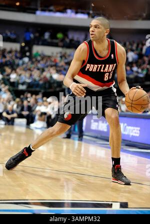 18. Januar 2014: Portland Trail Blazers Small Forward Nicolas Batum #88 während eines NBA-Spiels zwischen den Portland Trail Blazers und den Dallas Mavericks im American Airlines Center in Dallas besiegte TX Portland Dallas 127-111(Credit Image: © Albert Pena/Cal Sport Media/ZUMAPRESS.com) Stockfoto