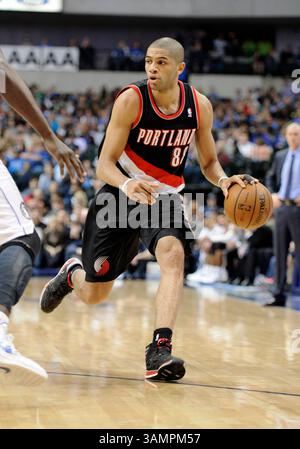 18. Januar 2014: Portland Trail Blazers Small Forward Nicolas Batum #88 während eines NBA-Spiels zwischen den Portland Trail Blazers und den Dallas Mavericks im American Airlines Center in Dallas besiegte TX Portland Dallas 127-111(Credit Image: © Albert Pena/Cal Sport Media/ZUMAPRESS.com) Stockfoto
