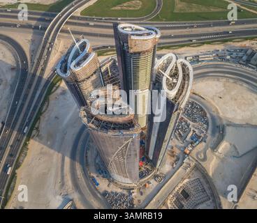 Luftaufnahme eines Dachs eines Gebäudes im Bau in Dubai, USA Stockfoto
