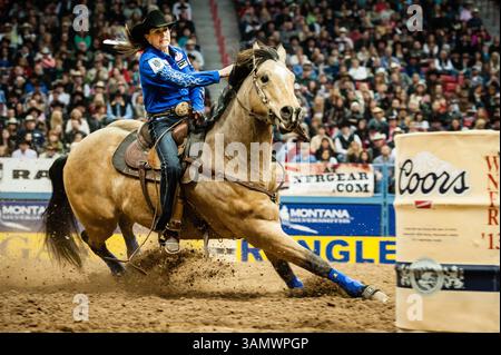 Dezember 2013 - Las Vegas, Nevada, U.. S - Barrel Racer - LISA LOCKHART, Oelrichs, South Dakota. 1. Platz - Barrel Racing. (Kreditbild: © Janet Kotwas/ZUMAPRESS.com) Stockfoto