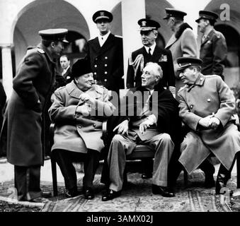KONFERENZ VON JALTA am 4-11. Februar 1945. Von links: Winston Churchill, Franklin D. Roosevelt, Joseph Stalin. Stockfoto