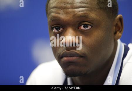 22. April 2014 – Lexington, KY, USA – Julius Randle von der University of Kentucky gibt bekannt, dass er am Dienstag, den 22. April 2014, in Lexington, Ky, am NBA-Entwurf teilnehmen wird. (Abbildung: © Mark Cornelison/MCT/ZUMAPRESS.com) Stockfoto