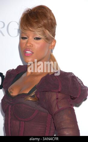 September 2009 - Los Angeles, Kalifornien, USA - SÄNGERABEND bei der Los Angeles Premiere für „Whip IT“ im Grauman's Chinese Theater, Hollywood (Bild: ZUMApress.com) Stockfoto