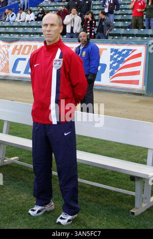 20. Januar 2007: Trainer der US-Nationalmannschaft Bob Bradley während des US-MNT-Freundschaftsspiels gegen Demark. Die USA besiegten Dänemark 3-1 im Home Depot Center in Carson, Kalifornien, USA. (Bild: © Mike Janes/Cal Sport Media) Stockfoto