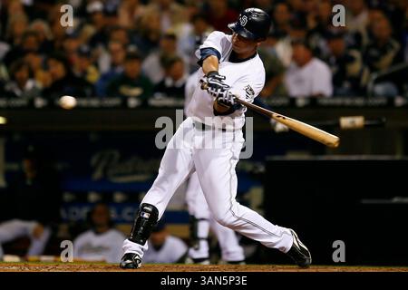 22. Mai 2007: San Diego Padres’ linker Feldspieler Terrmel Sledge (8) bei einem Spiel gegen die Chicago Cubs im Petco Park in San Diego, Kalifornien. Die Padres schlagen die Jungen 5-1. (Bild: © Jody Gomez/Cal Sport Media) Stockfoto