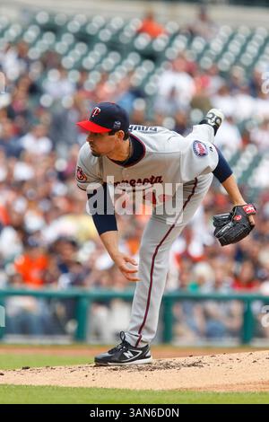 29. April 2010: Carl Pavano (48) der Minnesota Twins während des MLB-Baseballspiels zwischen den Minnesota Twins und Detroit Tigers im Comerica Park in Detroit, Michigan. Tiger besiegten die Zwillinge mit 3:0 (Bild: © Rick Osentoski/Cal Sport Media/ZUMApress.com) Stockfoto