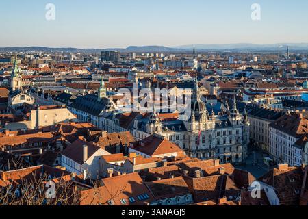 Skyline der Stadt mit Rathaus, Graz, Steiermark, Österreich Stockfoto