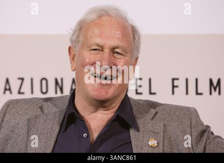 26. Oktober 2008 - Rom, Rom, Italien - Regisseur JOHN IRVING während des Fotorufs „der Garten Eden“ beim Internationalen Filmfestival in Rom 2008. (Kreditbild: © Evandro Inetti/ZUMA Press) EINSCHRÄNKUNGEN: * Italy Rights OUT * Stockfoto