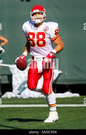 26. Oktober 2008: Tony Gonzalez #88, nachdem er während des Spiels zwischen den Kansas City Chiefs und den New York Jets im Giants Stadium in East Rutherford (New Jersey) einen Touchdown erzielt hatte. Christopher Szagola/CSM. (Kreditbild: © Cal Sport Media/ZUMA Press) Stockfoto