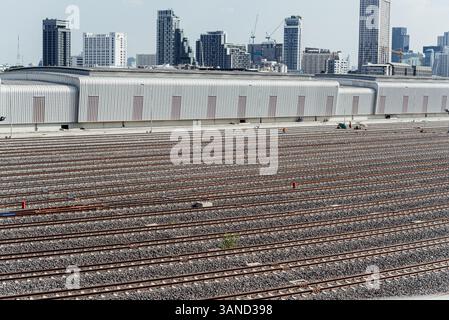 Bangkok, Thailand - 16. November 2019 : die Baustelle von Eisenbahngleisen für Eisenbahnzüge in Bangkok ist eine große Infrastruktur für den Transport Stockfoto
