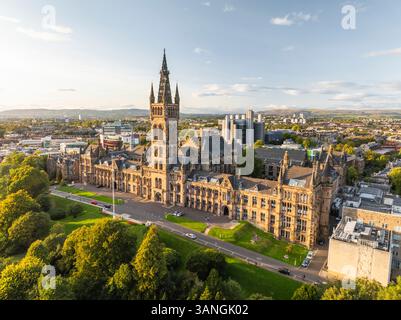 Luftaufnahme des Kelvingrove Art Museum, Glasgow, Schottland. Stockfoto