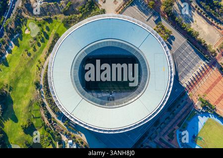 Kapstadt, Südafrika - 3. April 2022: Aus der Vogelperspektive auf das Kapstadt-Stadion, Green Point Western Cape. Stockfoto