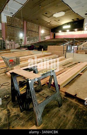 MONTAG, OCT. 8, 2007-NAPA, CA. Das Uptown Theater in Downtown Napa wird renoviert. J.L. Sousa/Register (Kreditbild: © Napa Valley Register/ZUMApress.com) Stockfoto