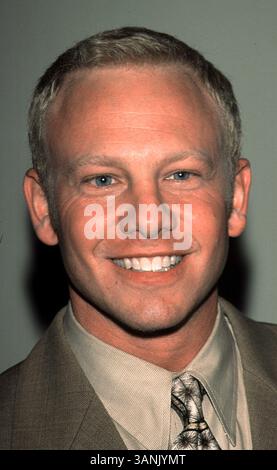 April 2000; Beverly Hills, CA, USA; Beverly Hills 90210 Wrap Up Party: Schauspieler IAN ZERING. Stockfoto