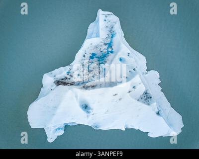 Luftaufnahme des schwimmenden Gletschers in Torres del Paine, Chile Stockfoto