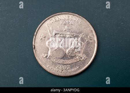 Eine einzelne amerikanische Viertelwährung in Makrowährung isoliert Stockfoto