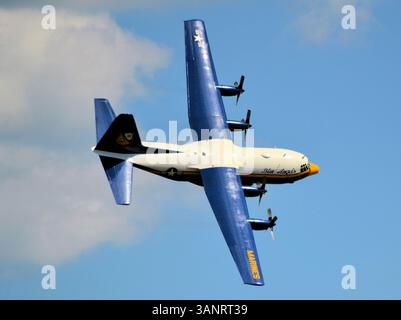 USMC /USN Blue Angels 'Fat Albert' C-130 Turboprop-Flugzeug Stockfoto