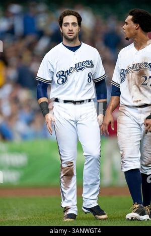 April 2011 - Milwaukee, WI. Miller Park..Milwaukee Brewers Ryan Braun #8 hatte heute 1 Hit gegen die Houston Astros..Milwaukee Brewers gewann die Houston Astros mit 4:1..Mike McGinnis / CSM(Credit Image: © Mike McGinnis/Cal Sport Media/ZUMAPRESS.com) Stockfoto