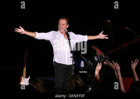 Der preisgekrönte Sänger DAVID CASSIDY tritt am Sonntag, den 8. Mai 2011 im Orleans Casino in Las Vegas, NV auf. Cassidy ist bekannt für seine Arbeit mit der The Partridge Family von ABC, zusammen mit vielen Singles und mehreren Grammy-Nominierungen. (Kreditbild: © Barry Sweet/ZUMAPRESS.com) Stockfoto