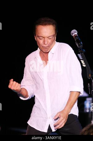 Der preisgekrönte Sänger DAVID CASSIDY tritt am Sonntag, den 8. Mai 2011 im Orleans Casino in Las Vegas, NV auf. Cassidy ist bekannt für seine Arbeit mit der The Partridge Family von ABC, zusammen mit vielen Singles und mehreren Grammy-Nominierungen. (Kreditbild: © Barry Sweet/ZUMAPRESS.com) Stockfoto